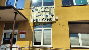 Akcję „Koła kręcą się w temacie ASD” zorganizowano w Gromadzicach